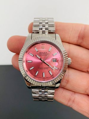 Relógio estiloso tipo Rolex
